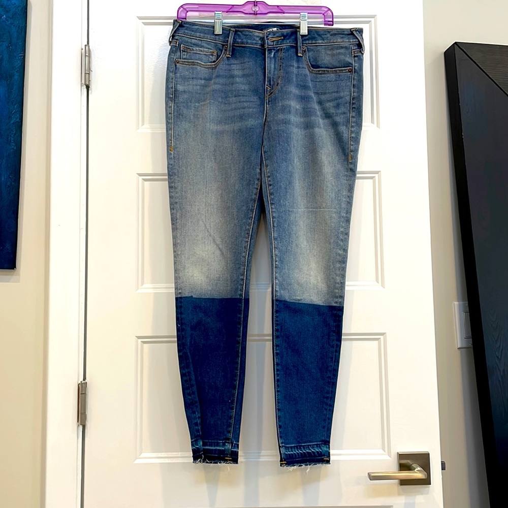 True Religion Jeans Size 32 Two Toned Blue